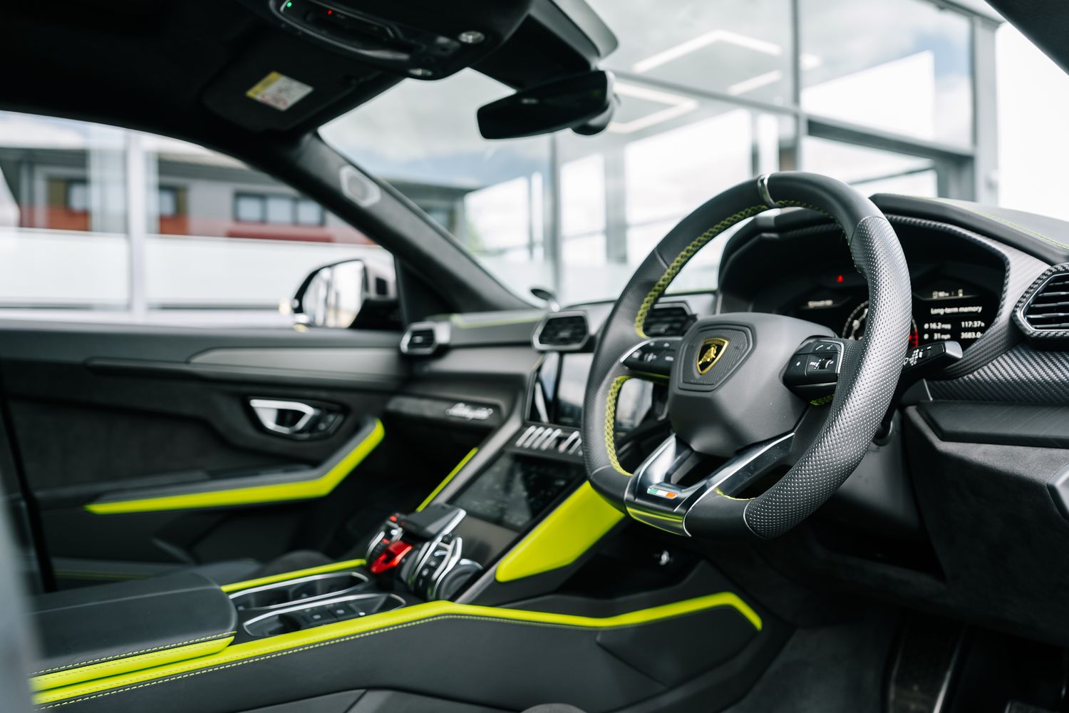 Lamborghini Urus Graphite Capsule