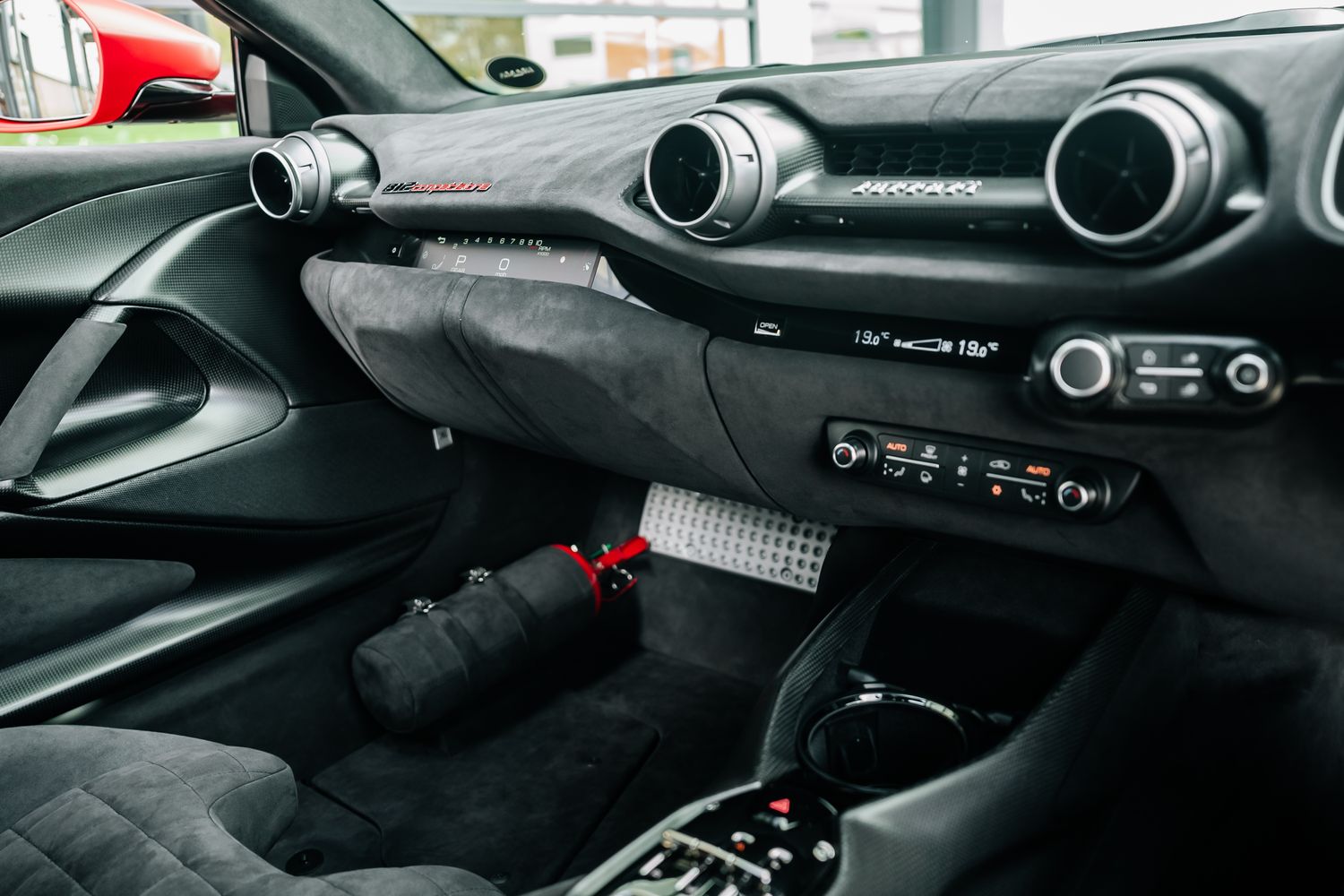 Ferrari 812 Competizione