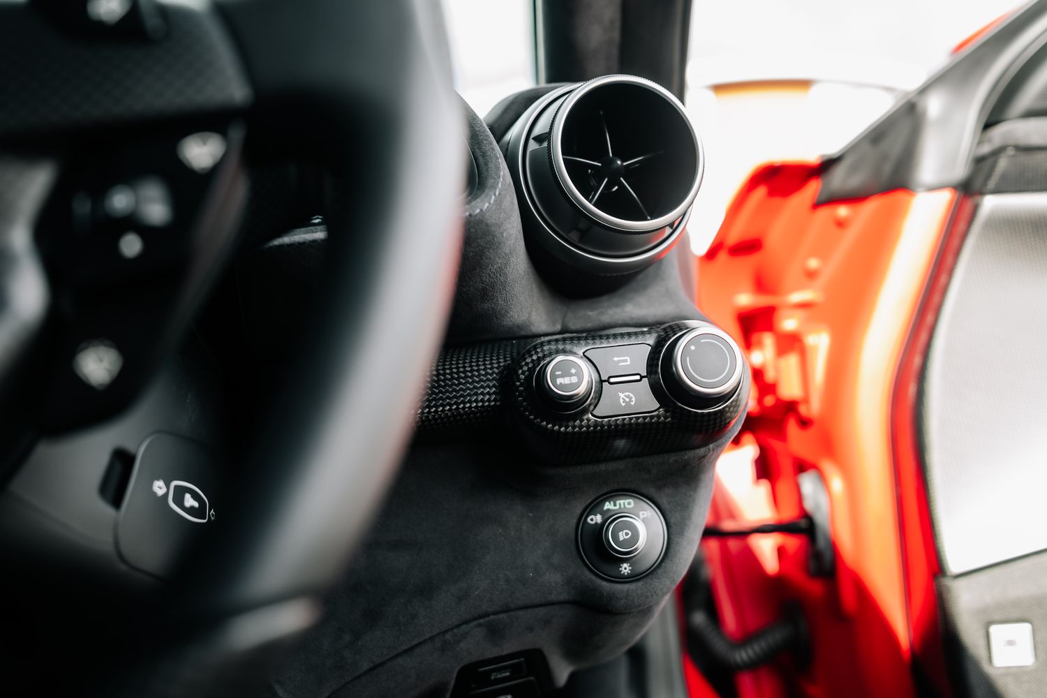 Ferrari 812 Competizione