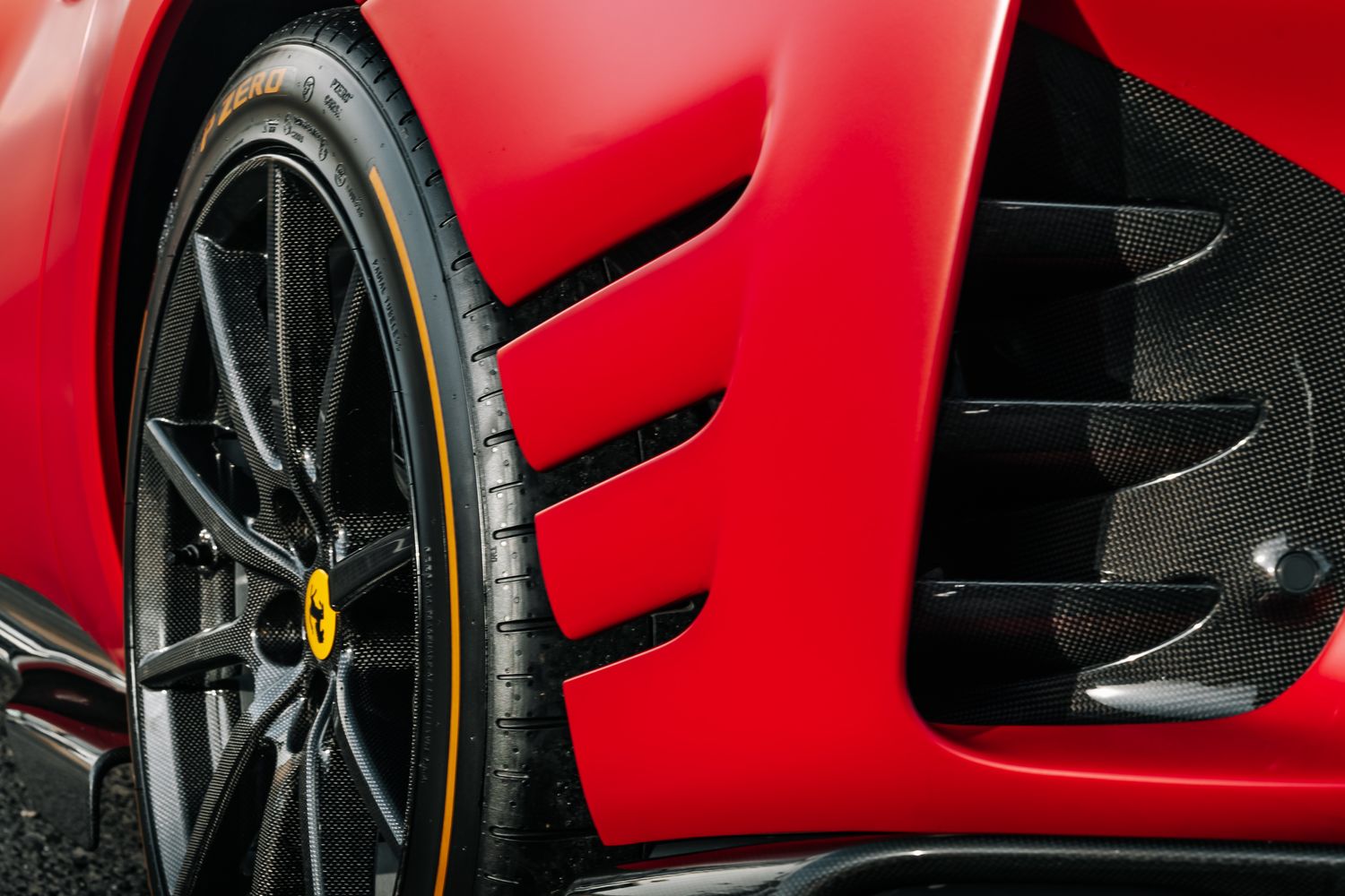 Ferrari 812 Competizione
