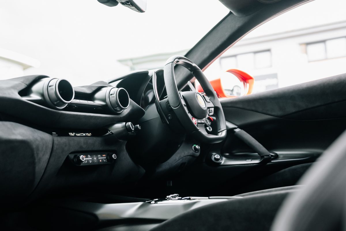 Ferrari 812 Competizione