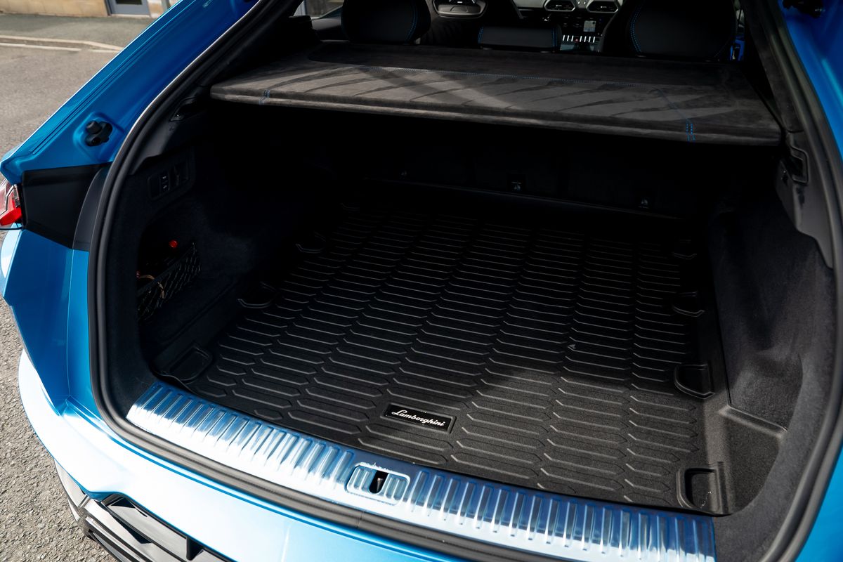 LAMBORGHINI URUS V8 S S