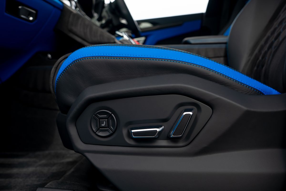 LAMBORGHINI URUS V8 S S
