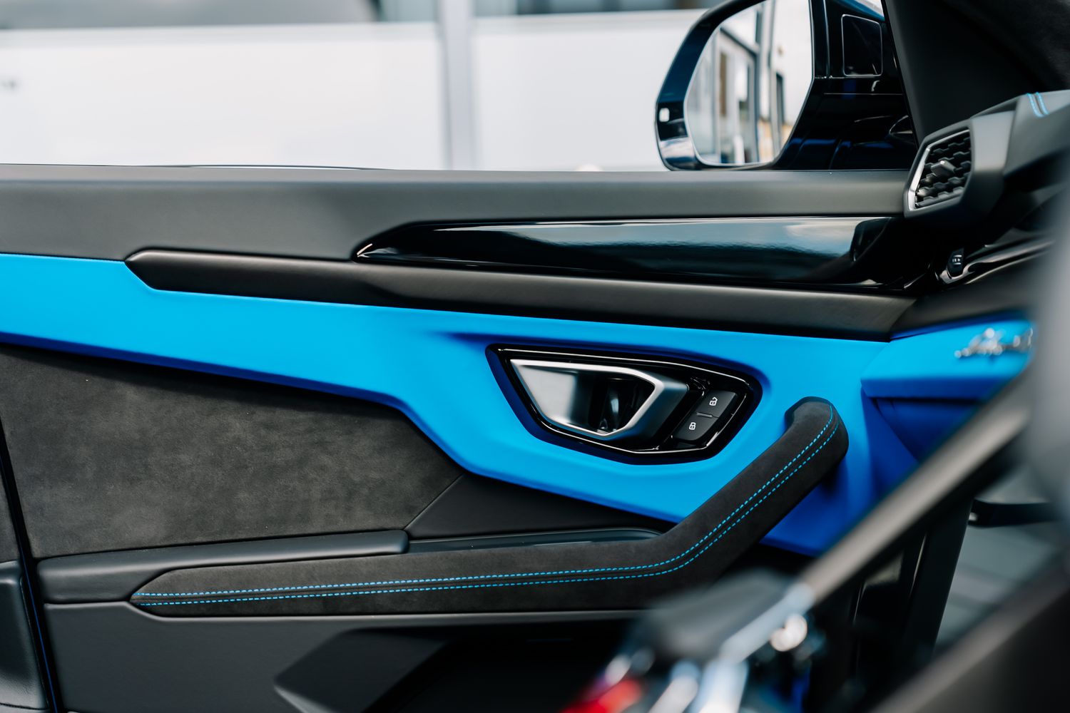 Lamborghini Urus S