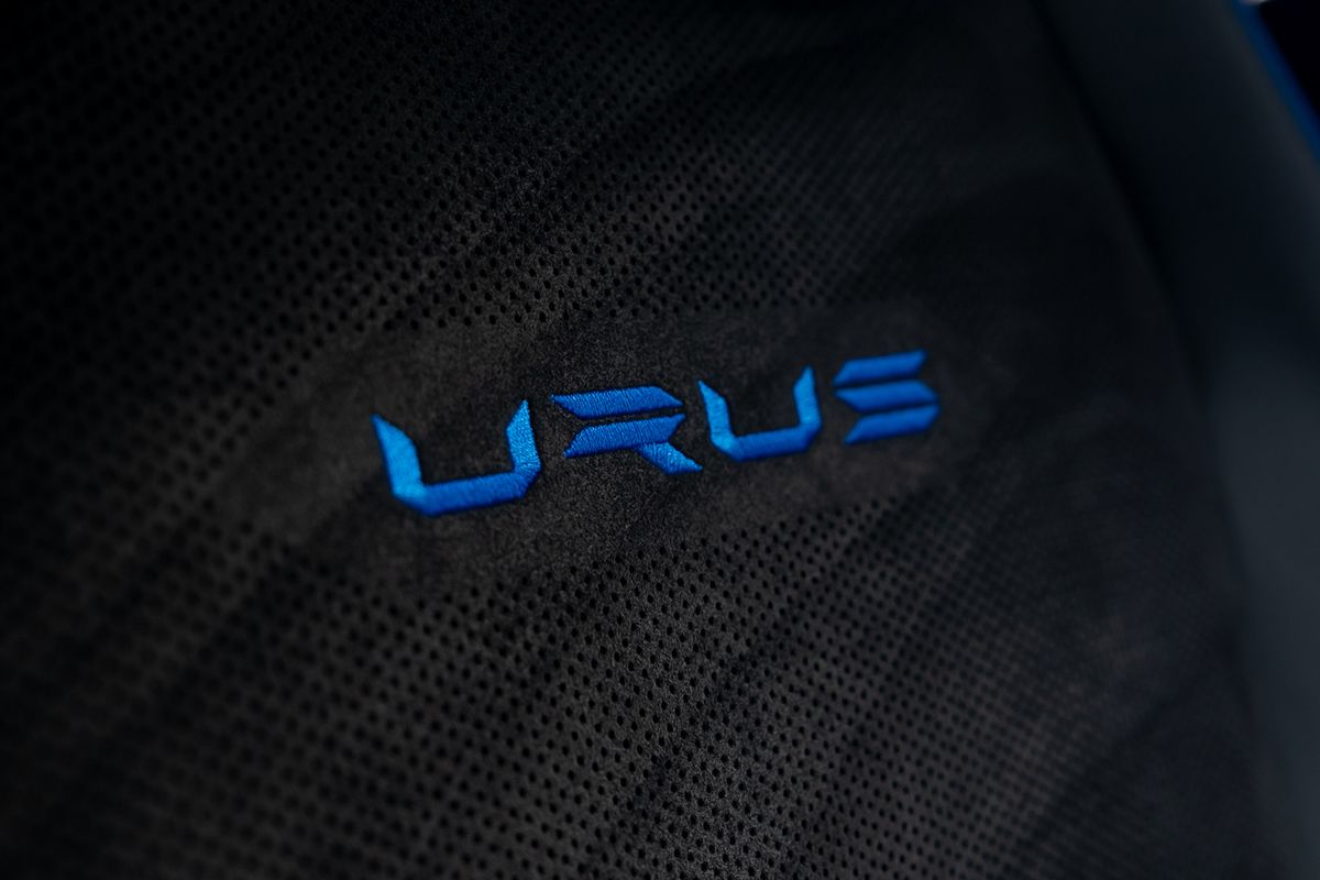 LAMBORGHINI URUS V8 S S