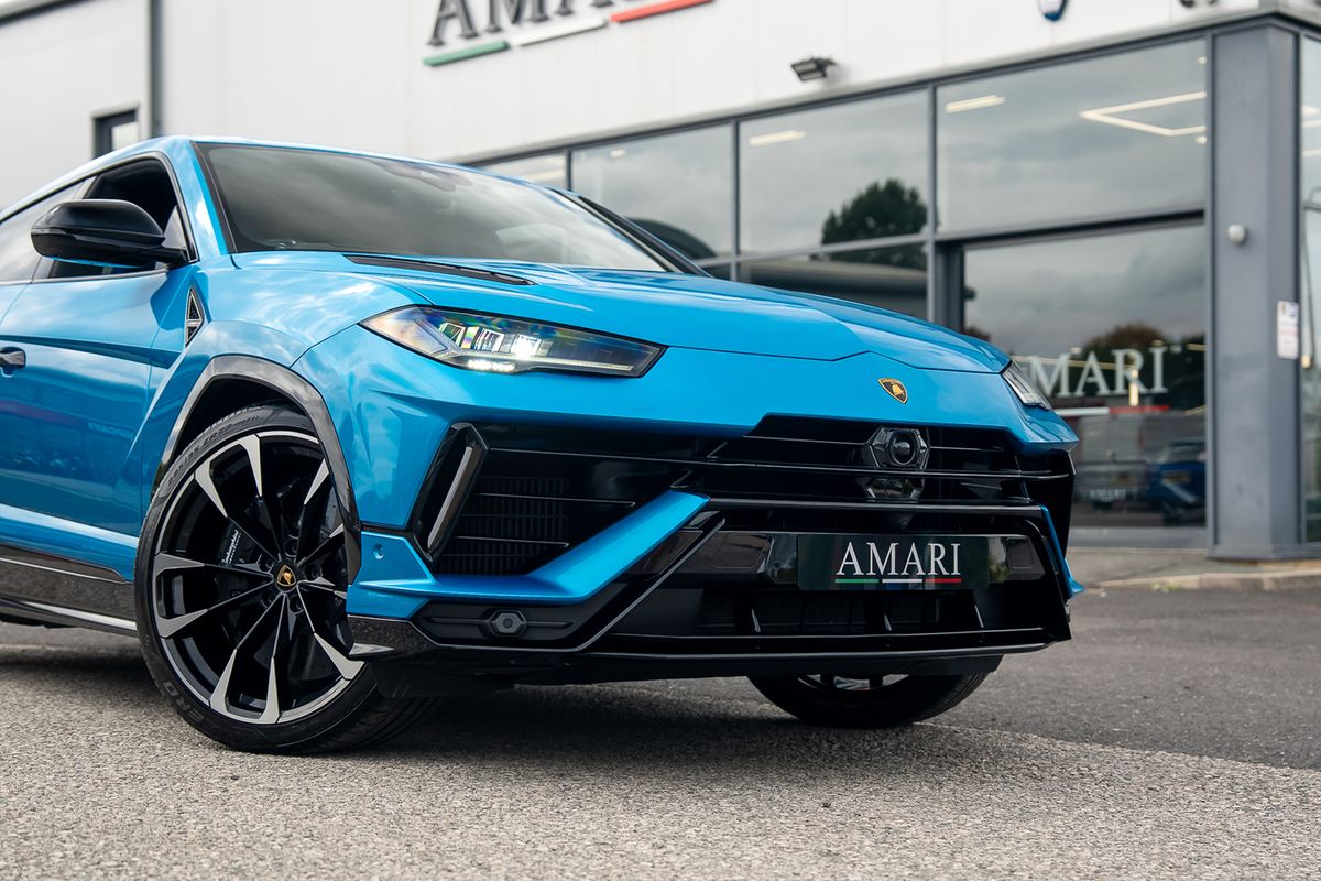 LAMBORGHINI URUS V8 S S