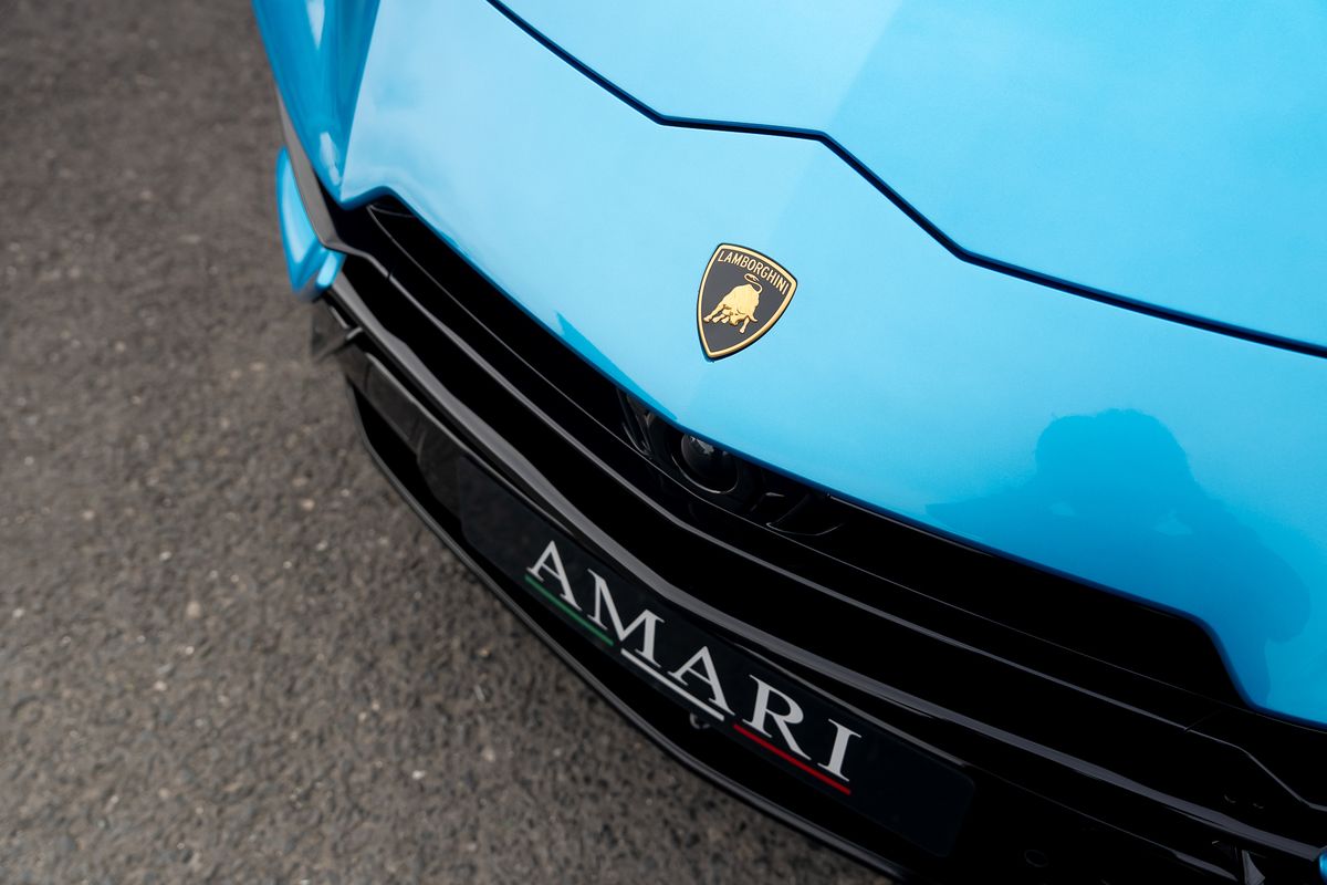 LAMBORGHINI URUS V8 S S