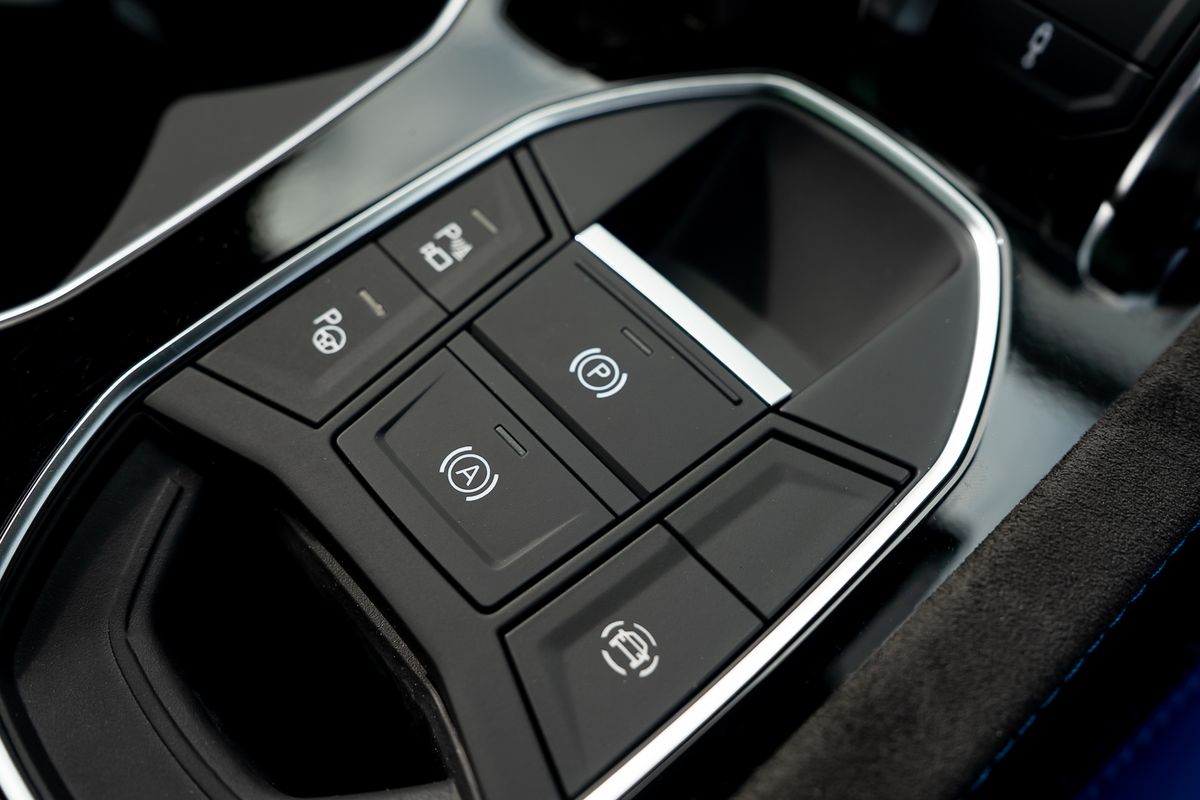LAMBORGHINI URUS V8 S S