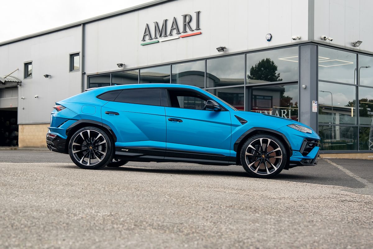 LAMBORGHINI URUS V8 S S