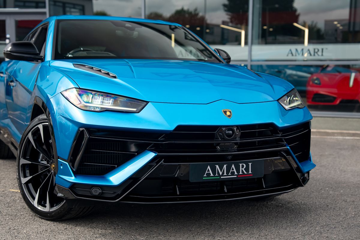 LAMBORGHINI URUS V8 S S