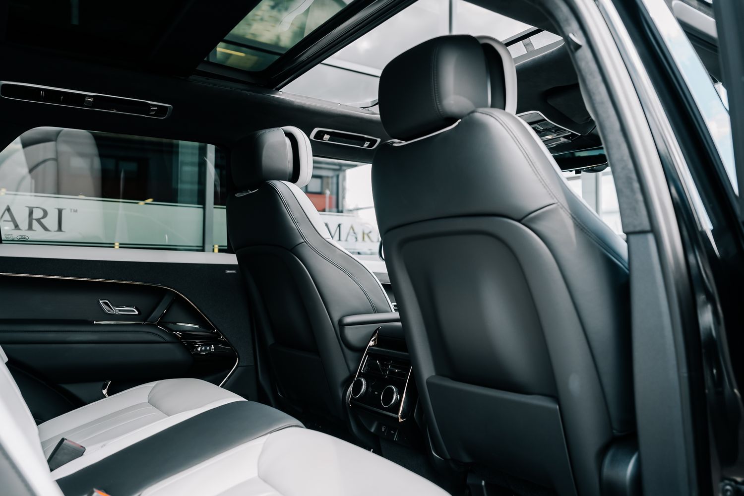 Land Rover Range Rover Sport Autobiography D300