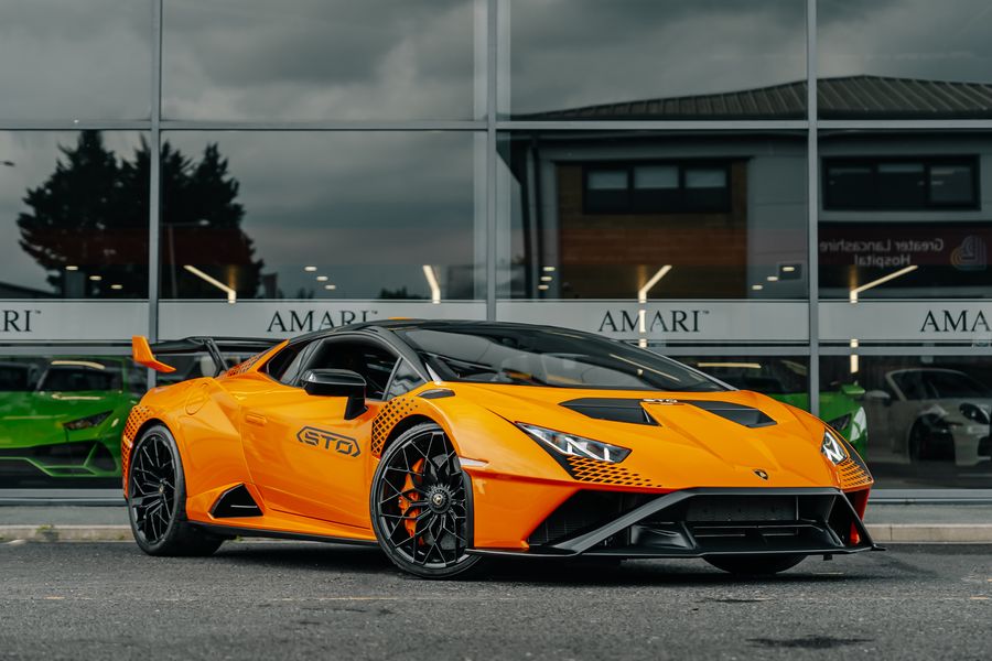 2022 Lamborghini Huracan STO