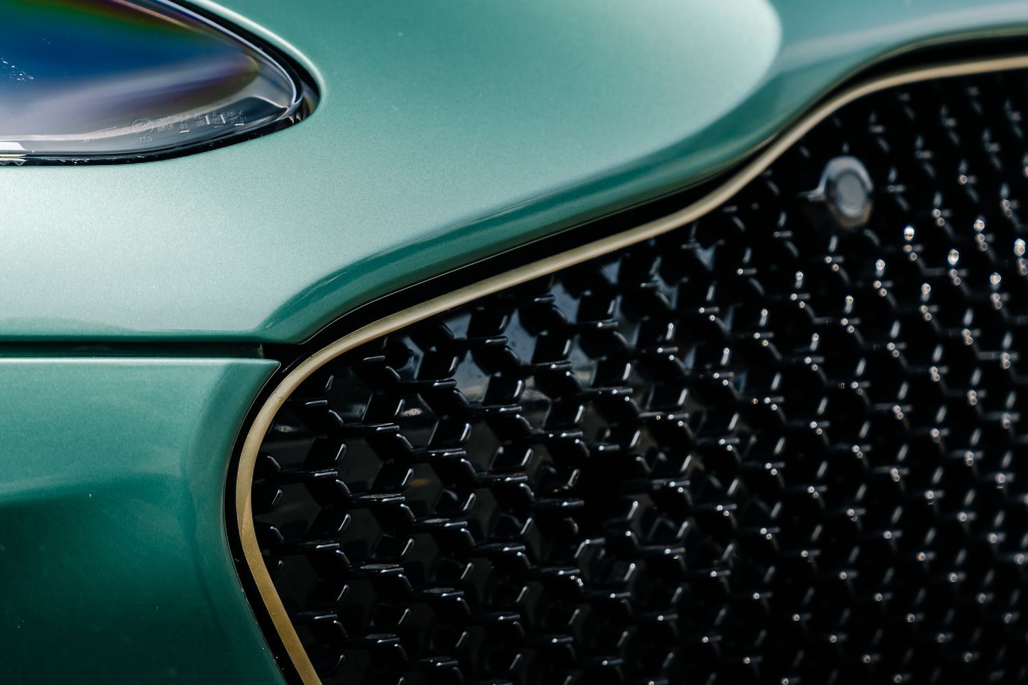 Aston Martin DBS Superleggera V12 - DBS 59 Special Edition