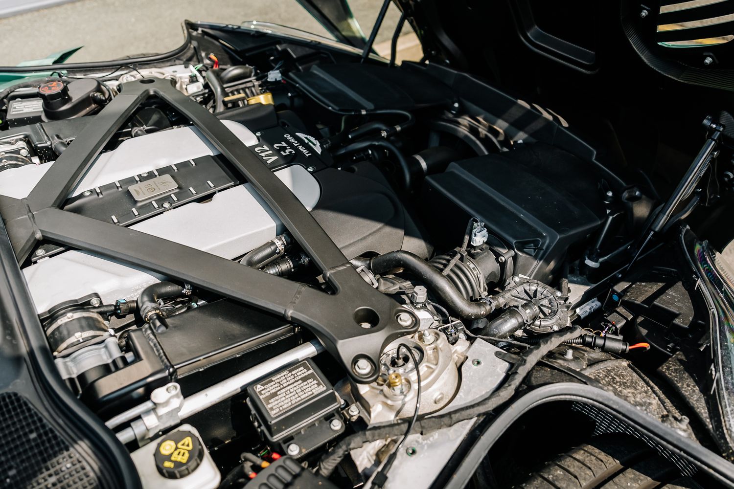 Aston Martin DBS Superleggera V12 - DBS 59 Special Edition