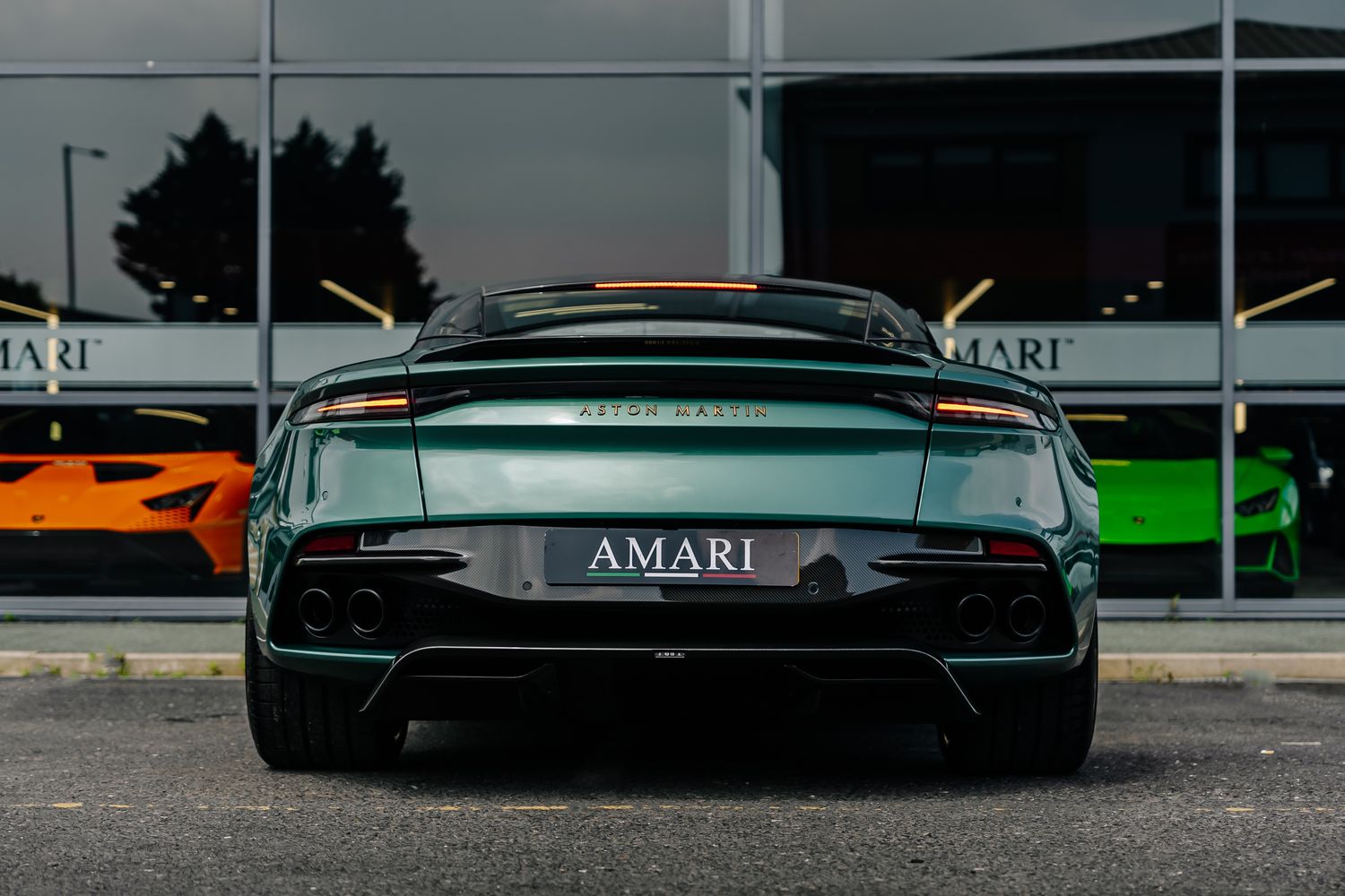 Aston Martin DBS Superleggera V12 - DBS 59 Special Edition
