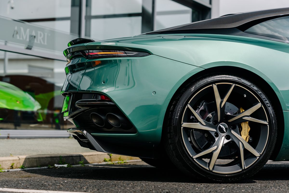 Aston Martin DBS Superleggera V12 - DBS 59 Special Edition