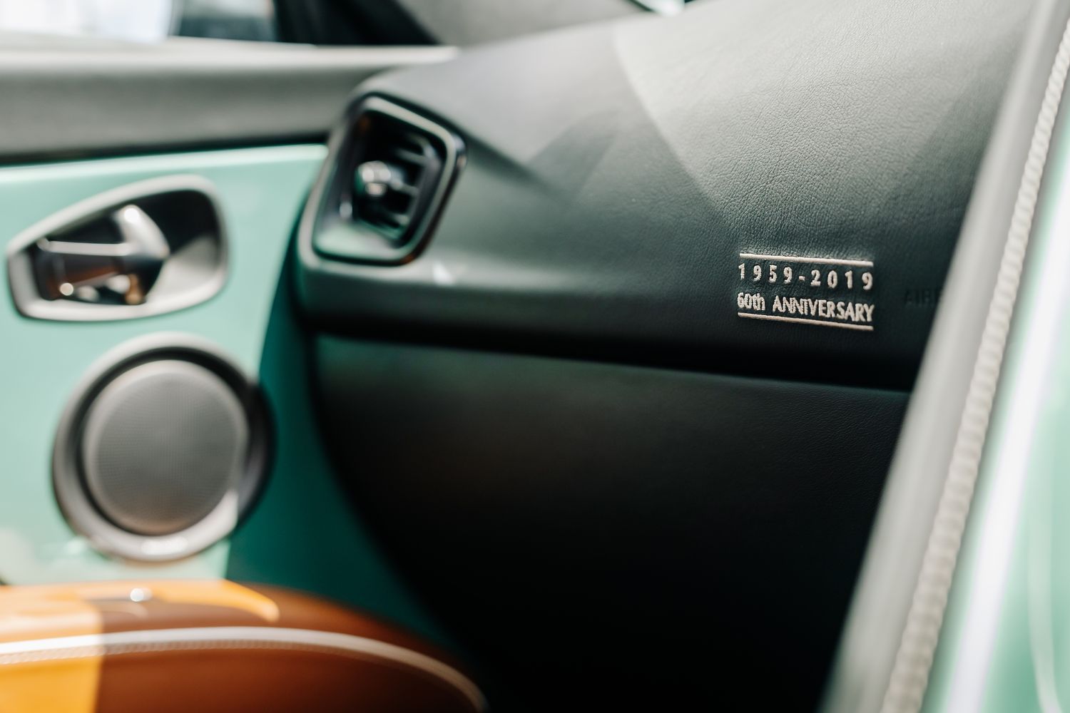 Aston Martin DBS Superleggera V12 - DBS 59 Special Edition