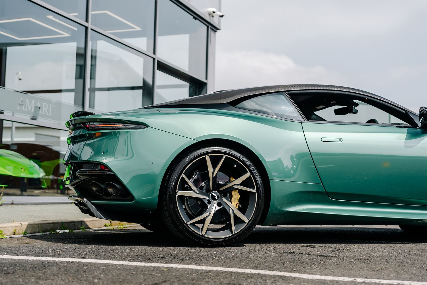 Aston Martin DBS Superleggera V12 - DBS 59 Special Edition