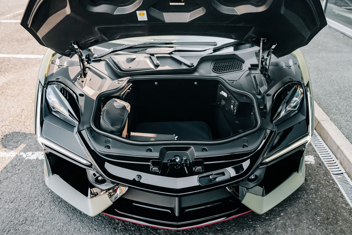 Lamborghini Revuelto