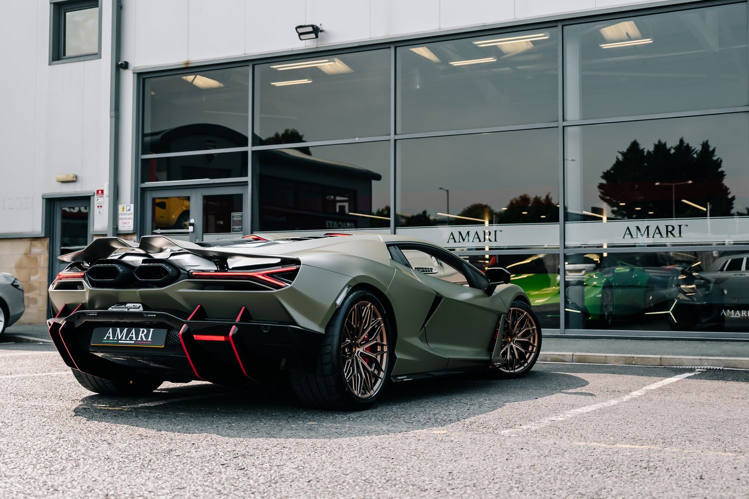 Lamborghini Revuelto