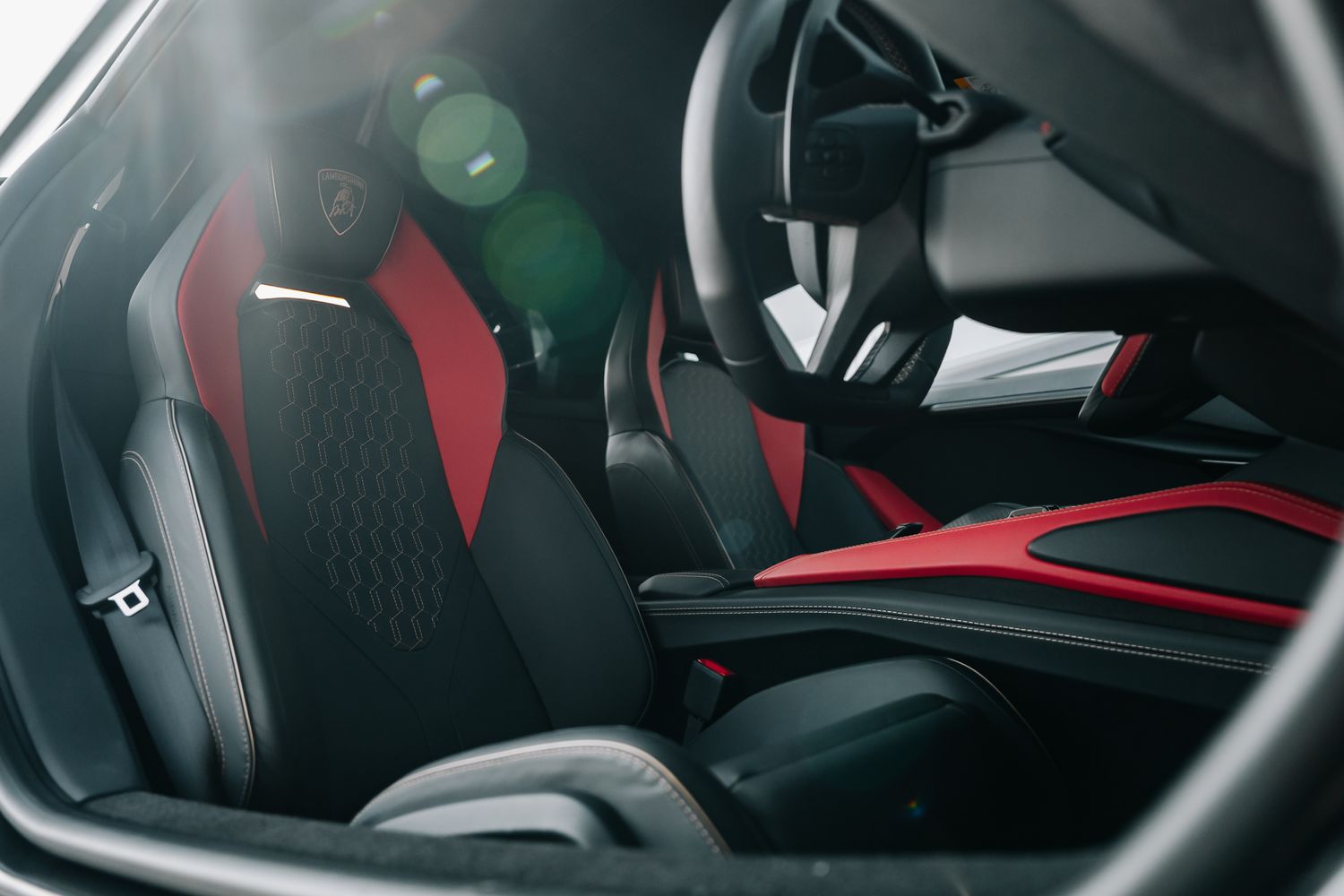 Lamborghini Revuelto