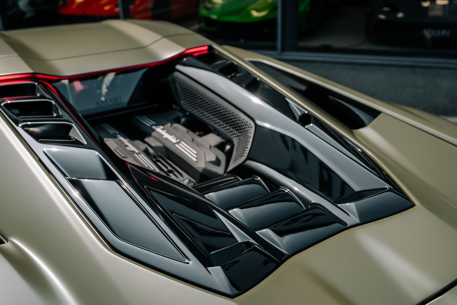 Lamborghini Revuelto