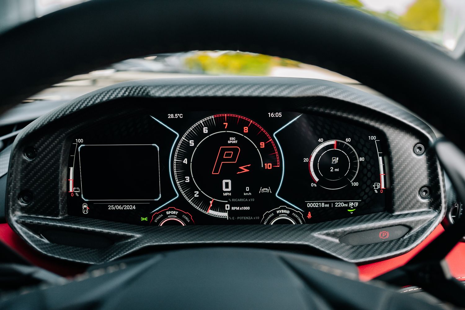 Lamborghini Revuelto