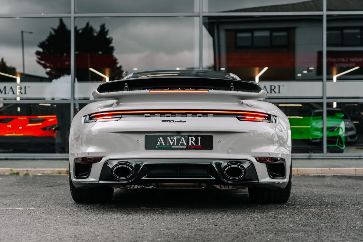 Porsche 911 992 Turbo