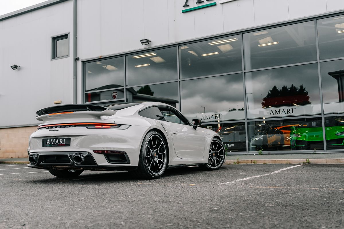 Porsche 911 992 Turbo