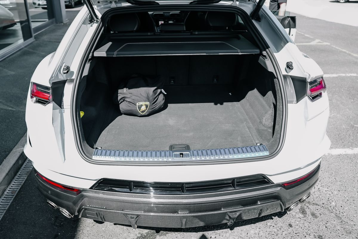 Lamborghini Urus Performante