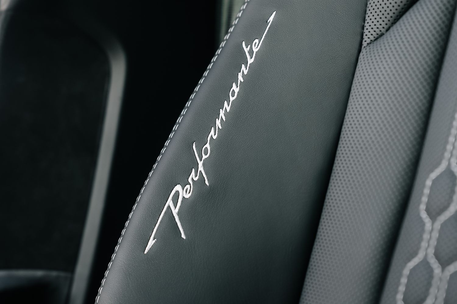 Lamborghini Urus Performante