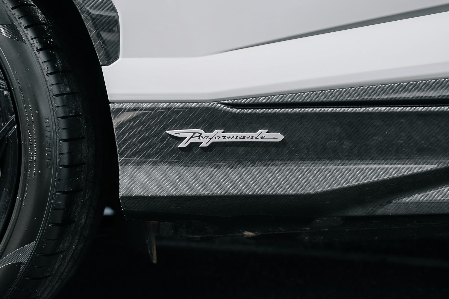 Lamborghini Urus Performante
