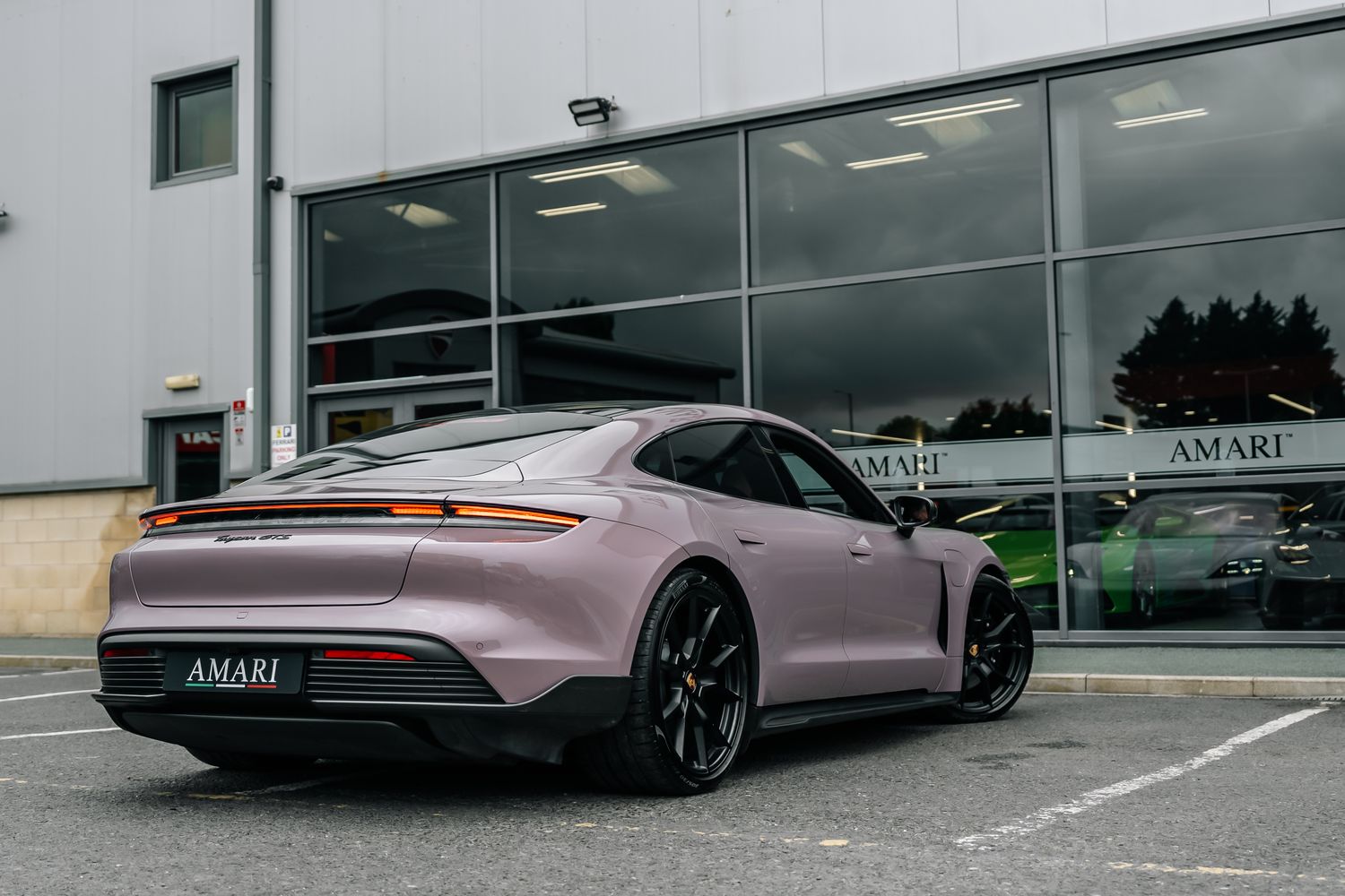 Porsche Taycan GTS