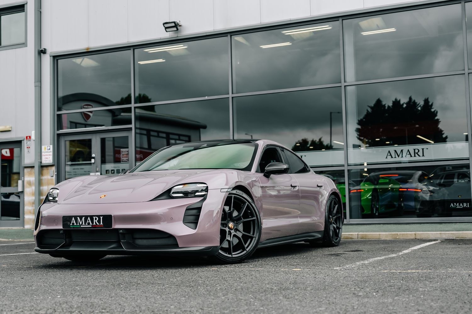 Porsche Taycan GTS