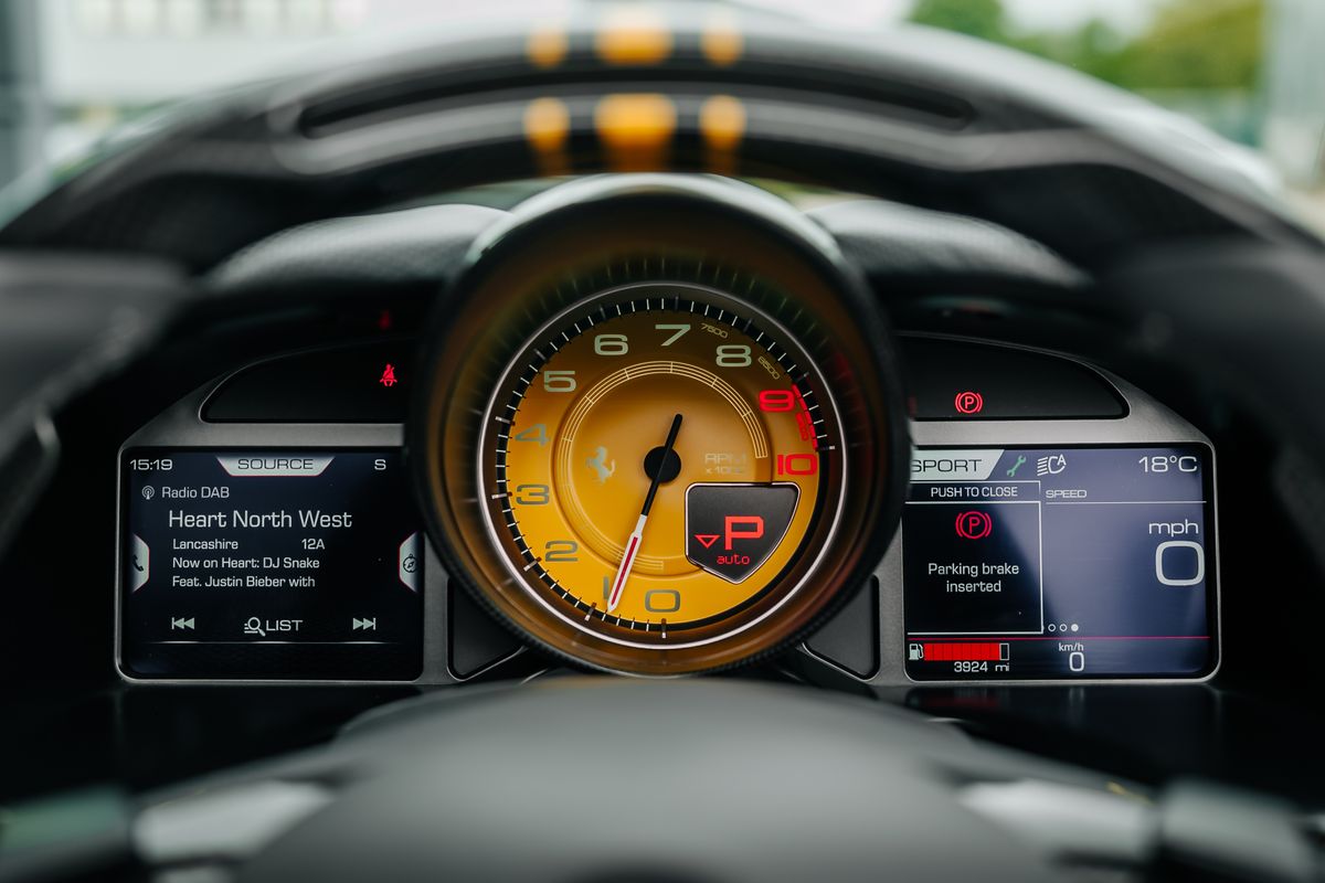 Ferrari 812 GTS
