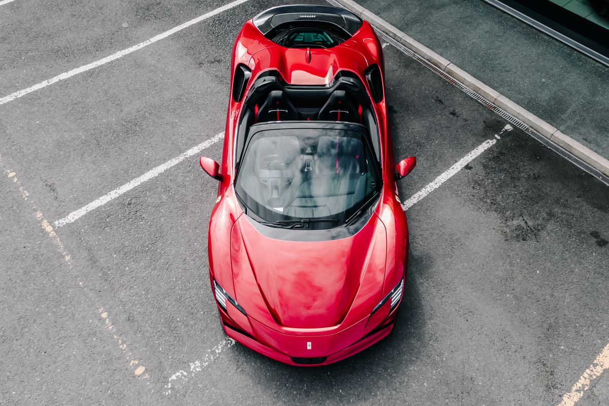 FERRARI SF90 SPIDER