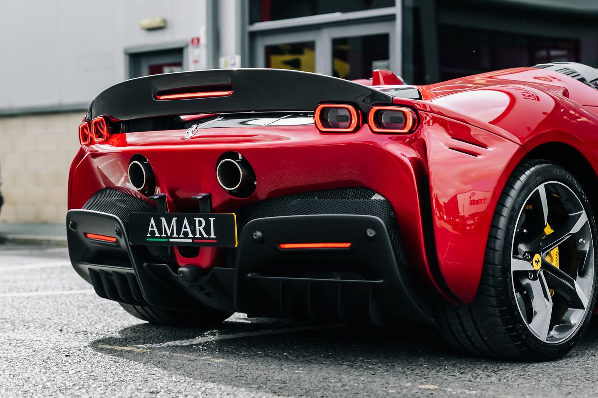 FERRARI SF90 SPIDER