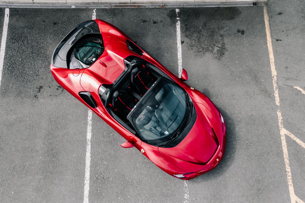 FERRARI SF90 SPIDER