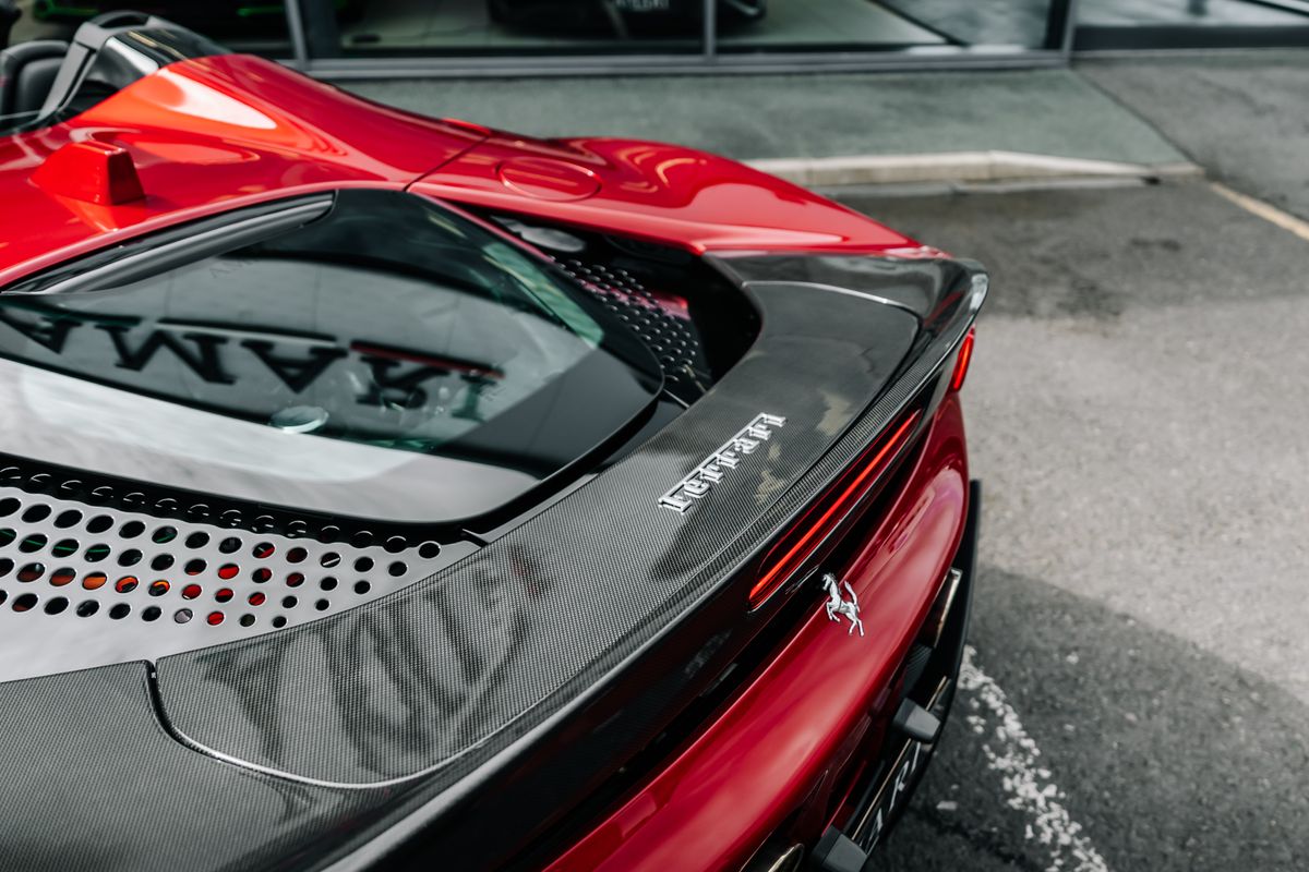FERRARI SF90 SPIDER