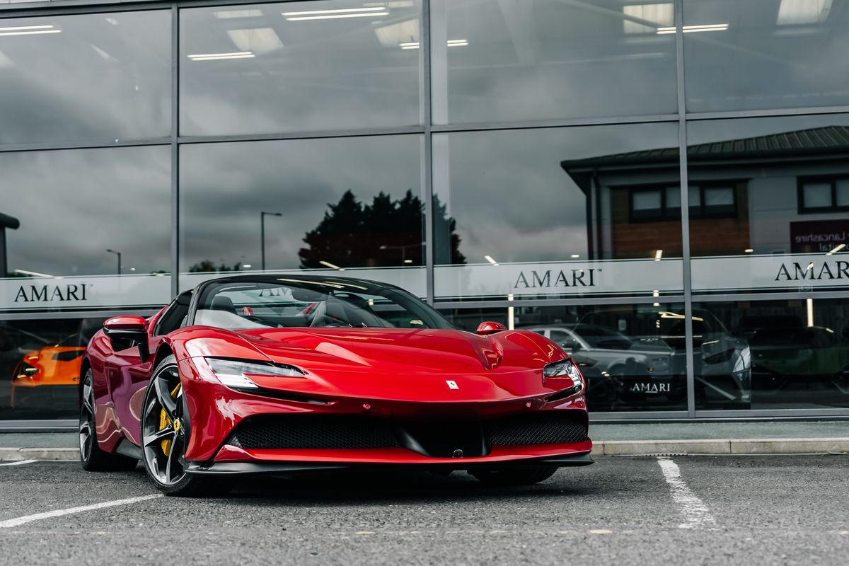 FERRARI SF90 SPIDER