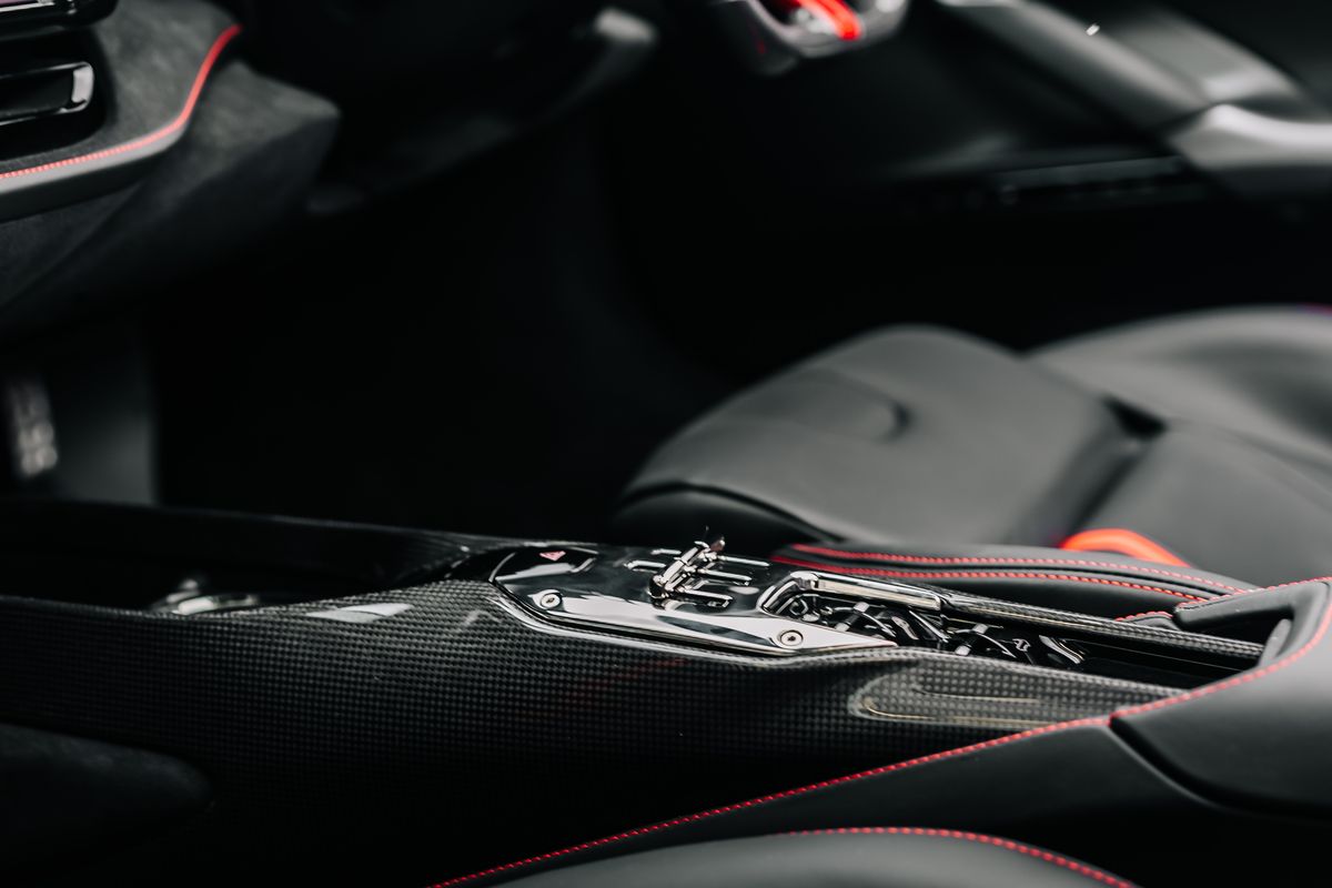 FERRARI SF90 SPIDER