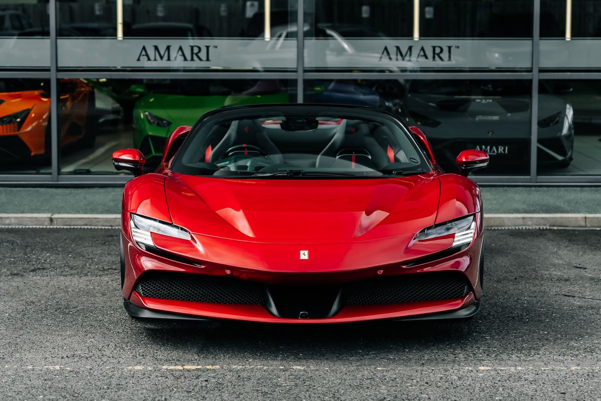 FERRARI SF90 SPIDER