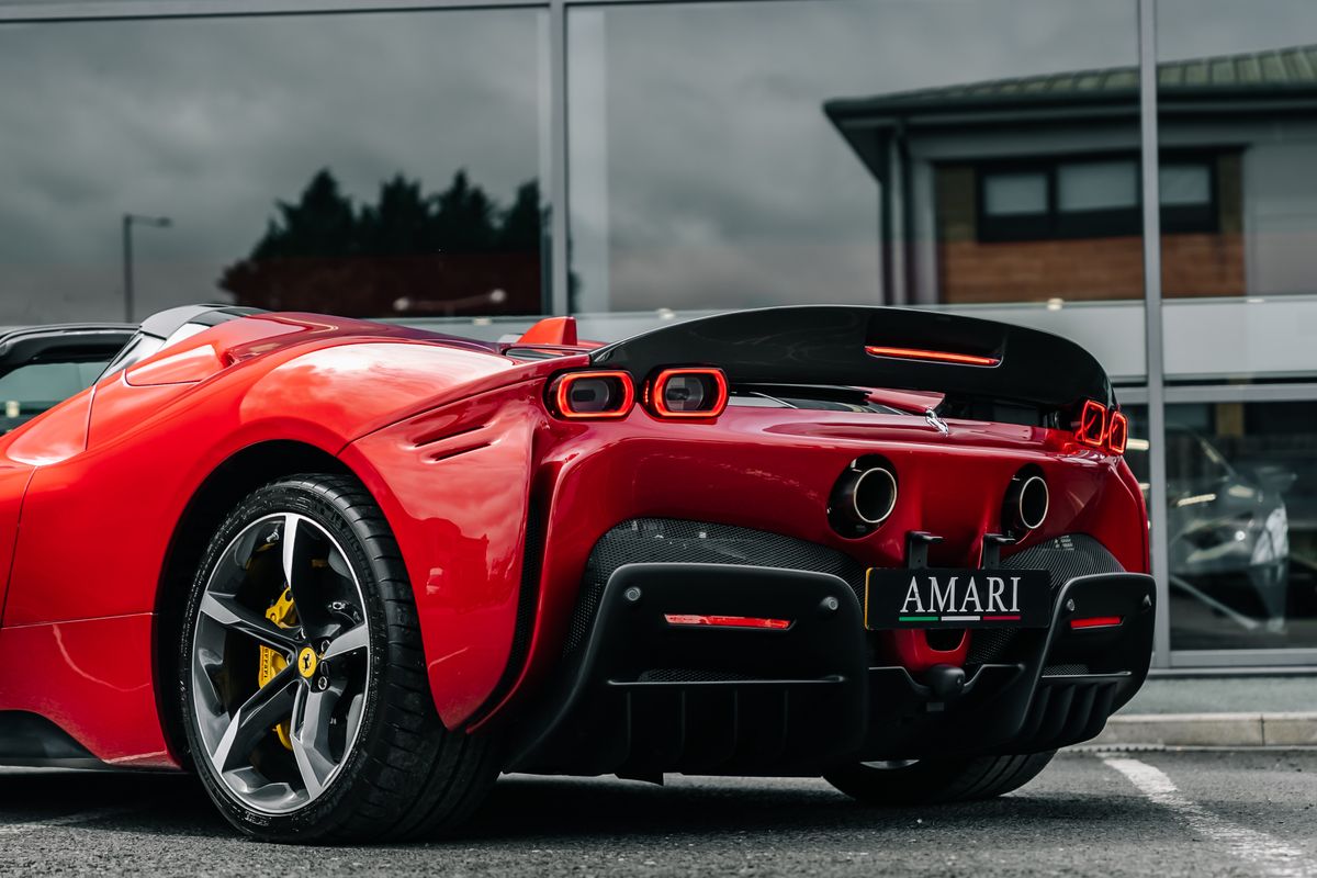 FERRARI SF90 SPIDER
