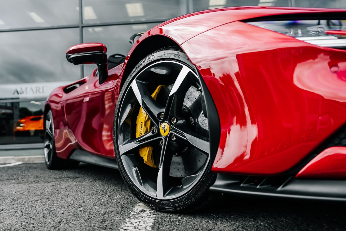 FERRARI SF90 SPIDER