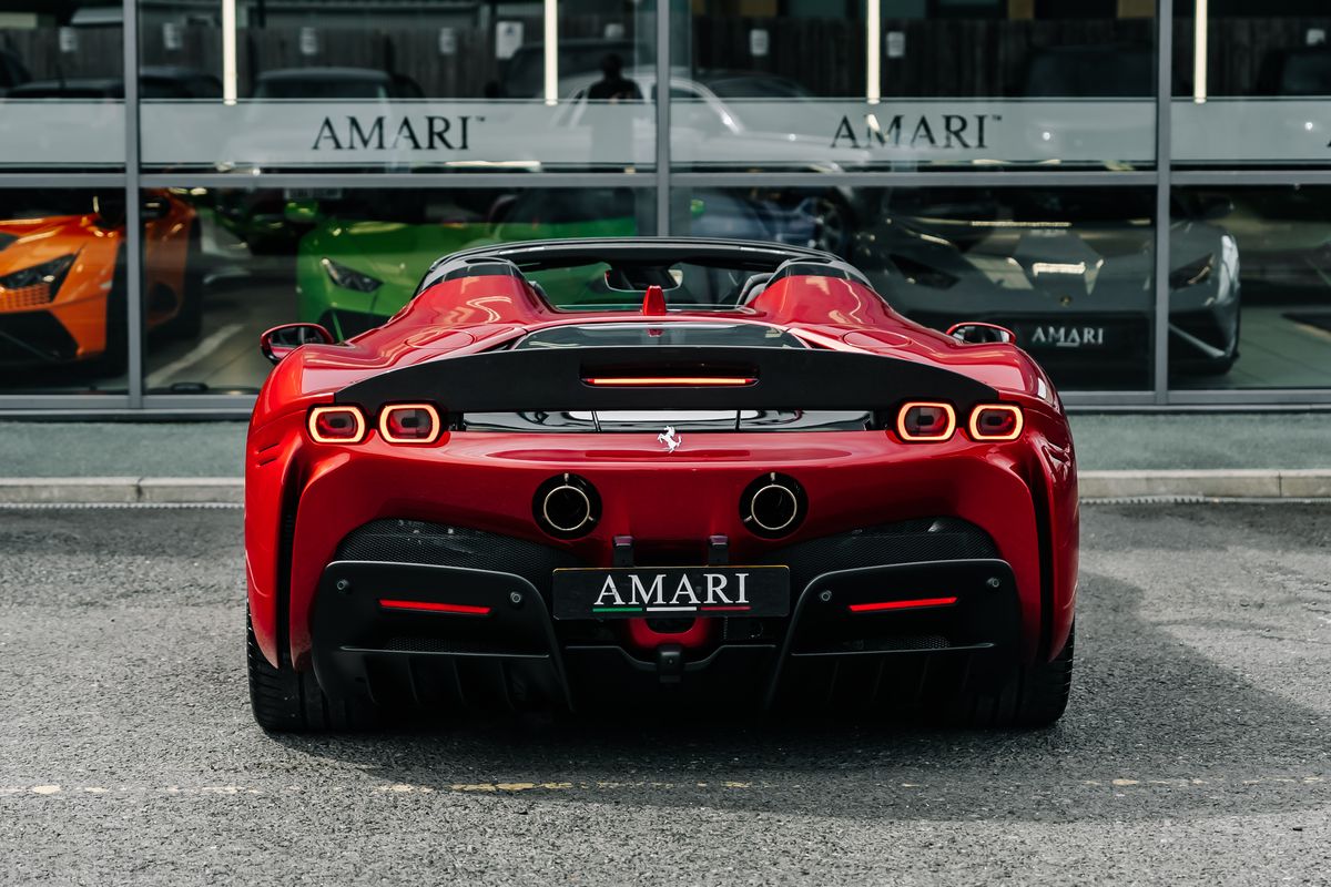 FERRARI SF90 SPIDER
