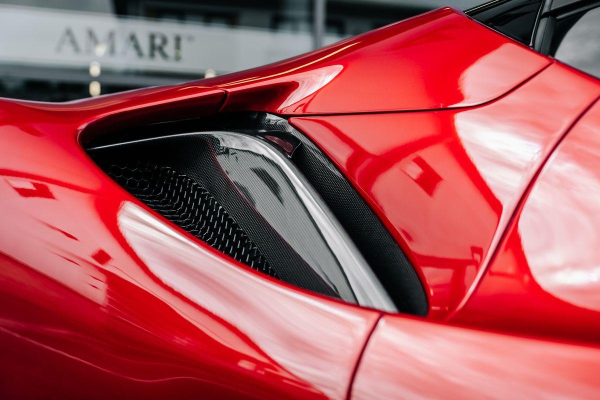 FERRARI SF90 SPIDER