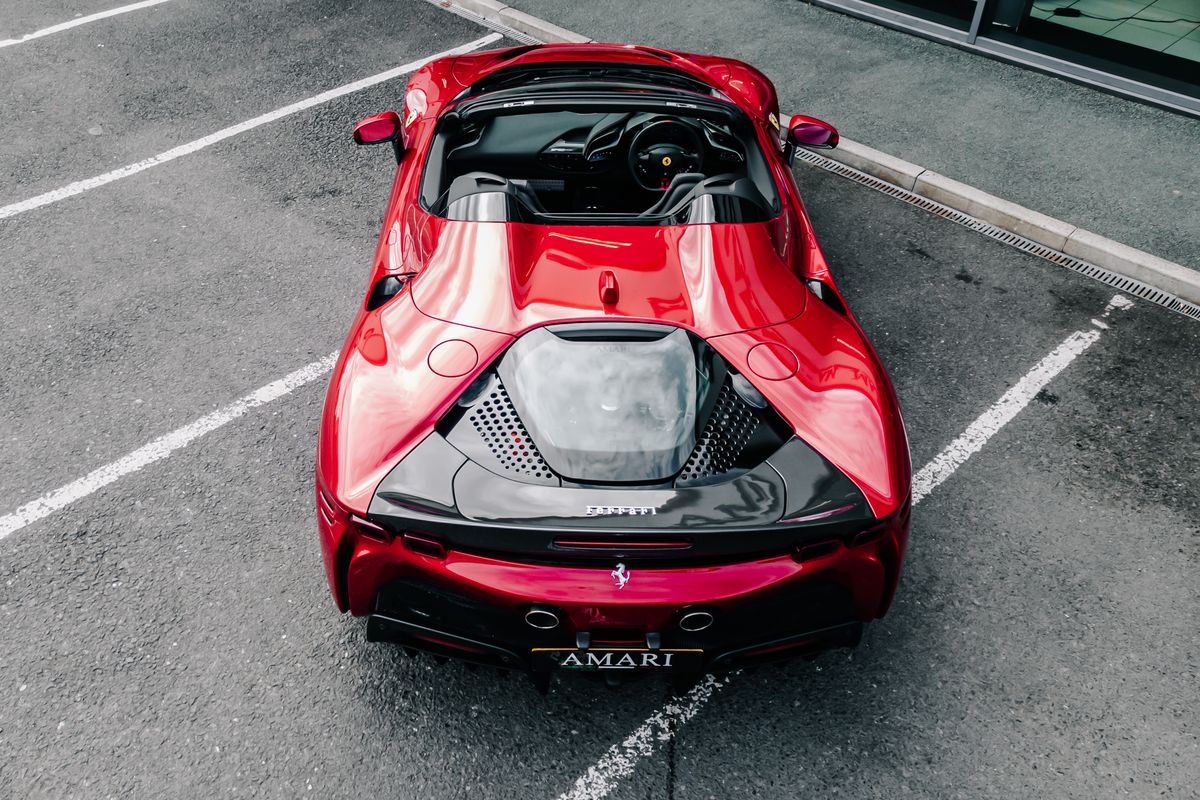 FERRARI SF90 SPIDER