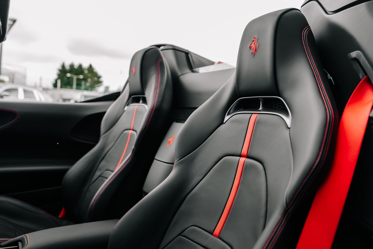 FERRARI SF90 SPIDER