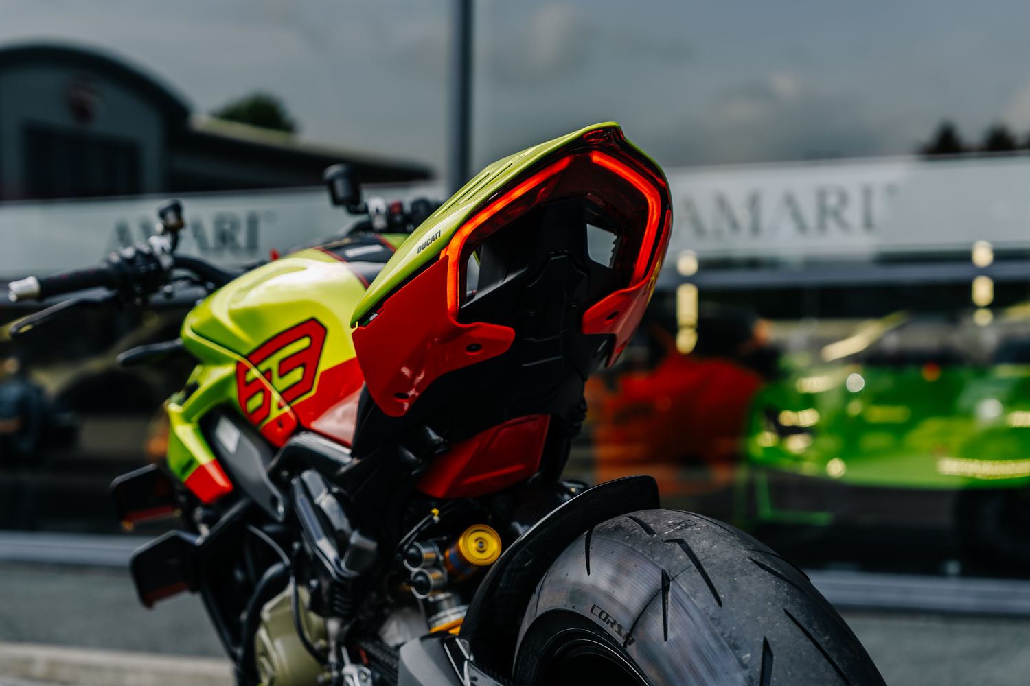 Ducati Streetfighter V4 Lamborghini STO