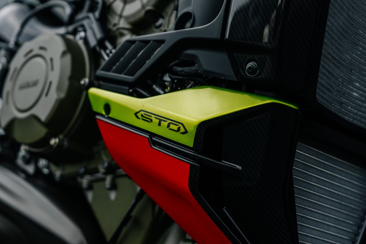 Ducati Streetfighter V4 Lamborghini STO